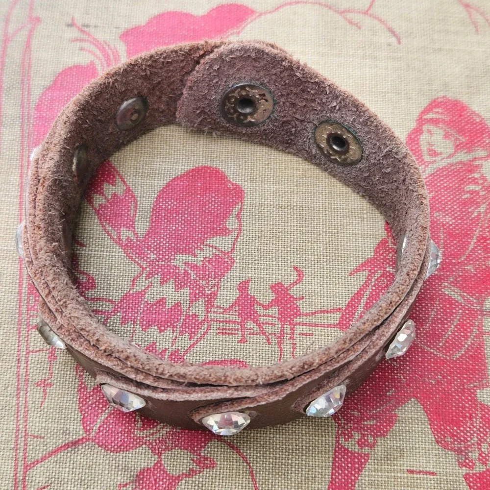 Brown Leather Rhinestone Cuff Bracelet Snap Closure Adjustable Boho Western